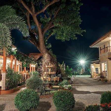 Maruyog'S Ridge Convention Center Hotel Quezon City Buitenkant foto