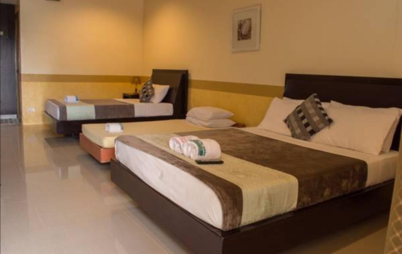 Maruyog'S Ridge Convention Center Hotel Quezon City Buitenkant foto